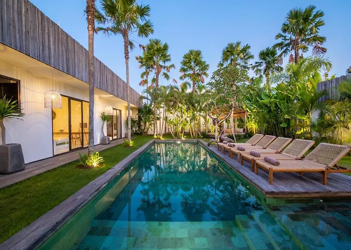 Lileo - Stunning & Bright Luxury 4br 5 Minutes To Berawa Canggu, Perfect For A Relaxing Getaway Villa