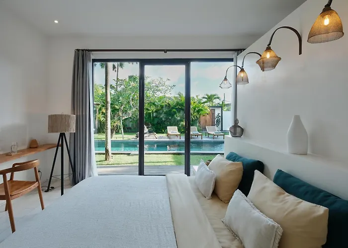 Lileo - Stunning & Bright Luxury 4br 5 Minutes To Berawa Canggu, Perfect For A Relaxing Getaway *