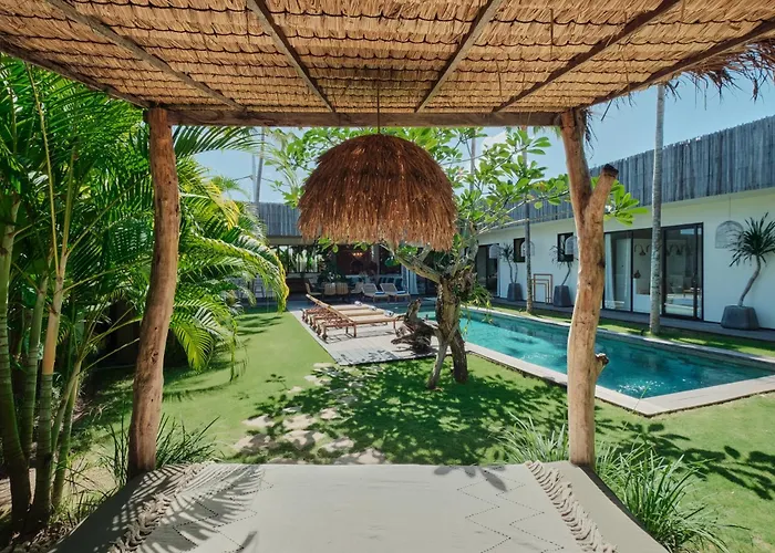 Villa Lileo - Stunning & Bright Luxury 4br 5 Minutes To Berawa Canggu, Perfect For A Relaxing Getaway *