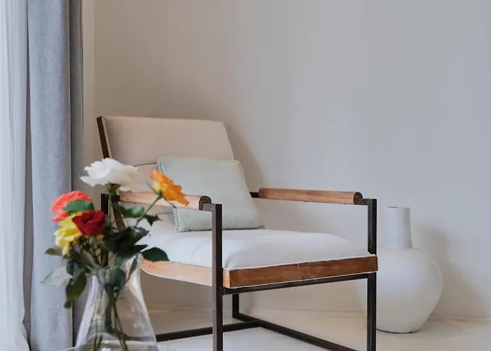 Lileo - Stunning & Bright Luxury 4br 5 Minutes To Berawa Canggu, Perfect For A Relaxing Getaway *